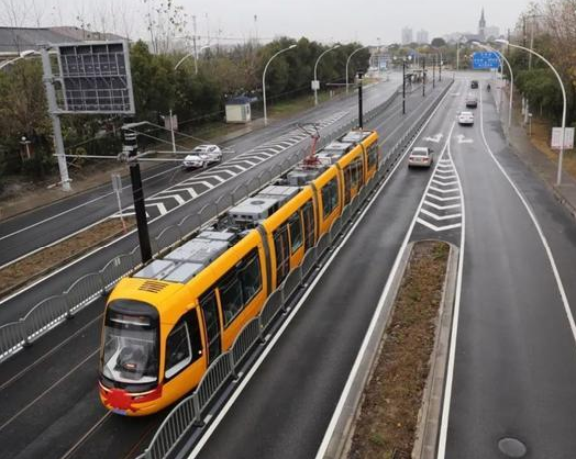 上海松江現(xiàn)代有軌電車(chē)2號(hào)線(xiàn)(倉(cāng)華路站-中辰路站)正式運(yùn)營(yíng)!.png